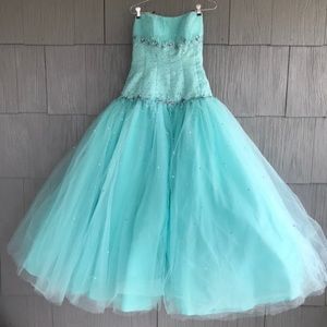 The blue cupcake dress